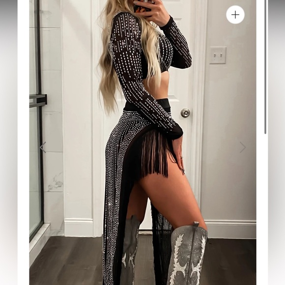 Vegas Showdown Two Peice - Picture 3 of 3